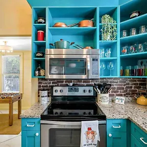  Holiday home Friends Airbnb Themed 2bed 2bath Walkable To Of Ybor
