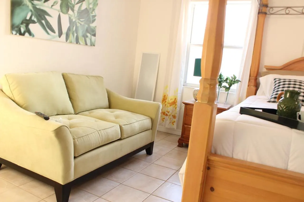Vakantiehuis Traditional Cozy Historic Tampa Home Verenigde Staten